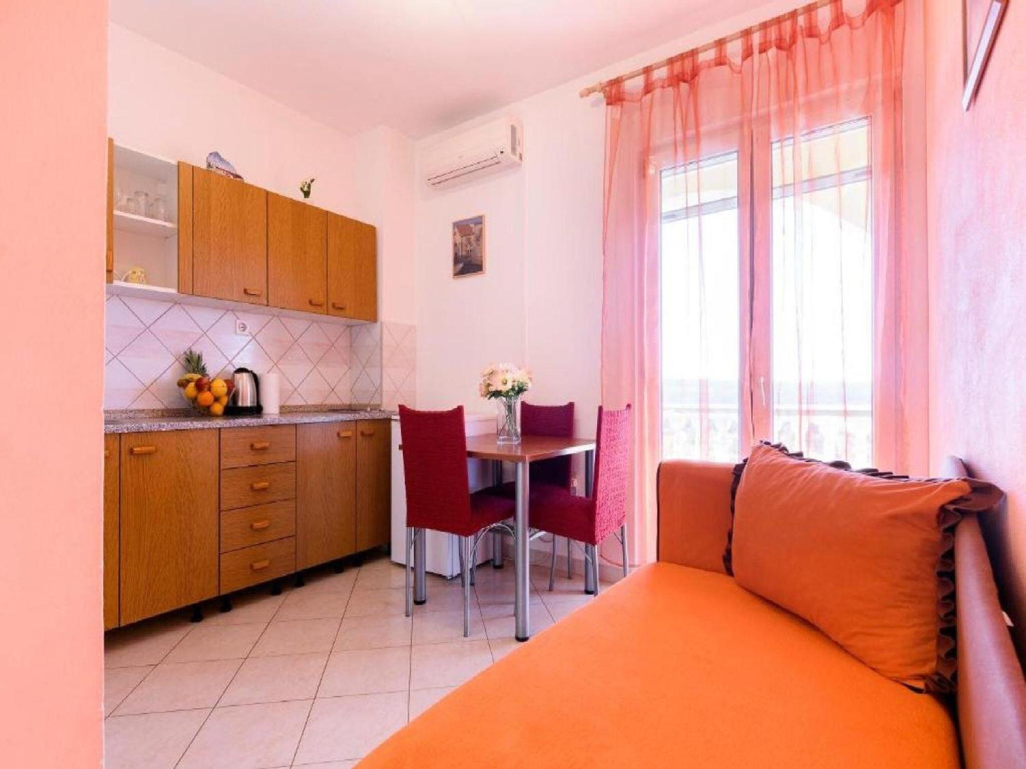 Apartments Milic - One Bedroom Apartment With Sea View And Terrace Горни Карин Екстериор снимка